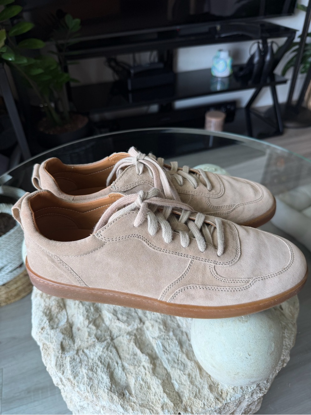 Massimo Dutti Men’s Suede Sneakers Beige Gum Sole EU 43 US 10 NWOT